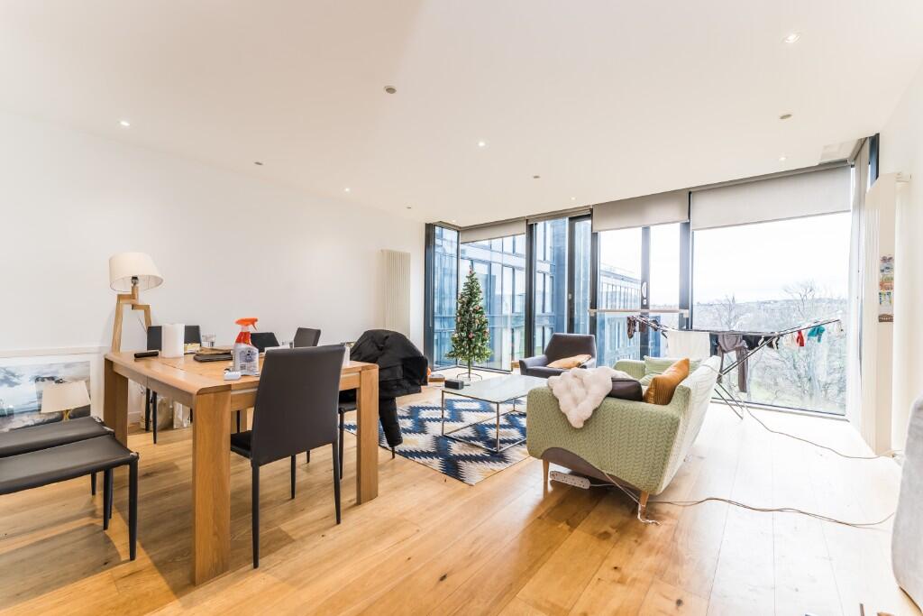 Simpson Loan, Edinburgh, EH3 - 3