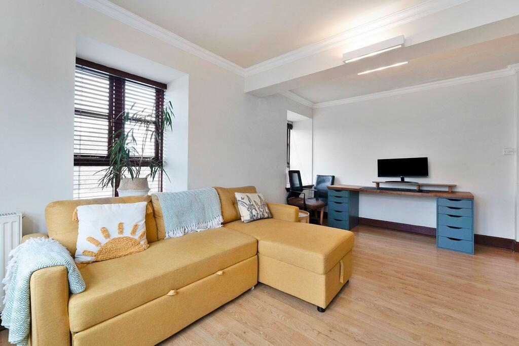 Maritime Street, Edinburgh, EH6 - 5