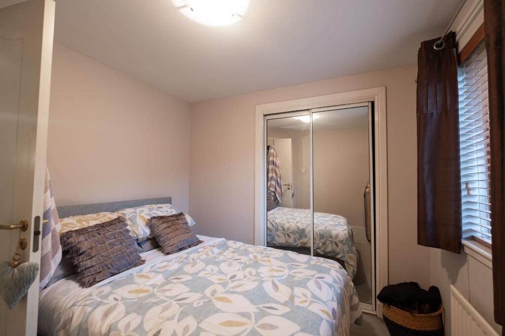 Millstream Court, Paisley, PA1 - 6