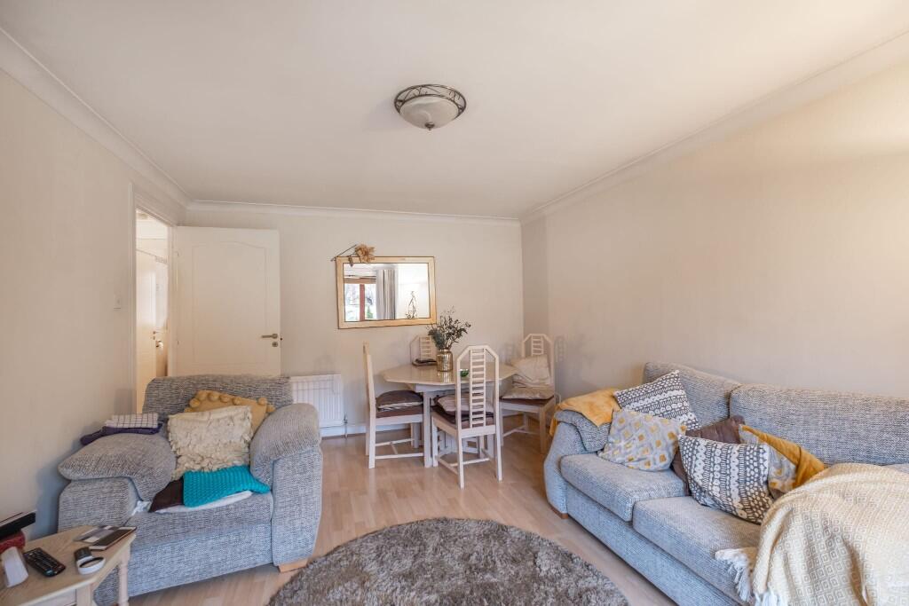 Millstream Court, Paisley, PA1 - 17