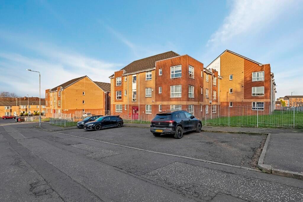 Dalveen Street, Glasgow, G32 - 4