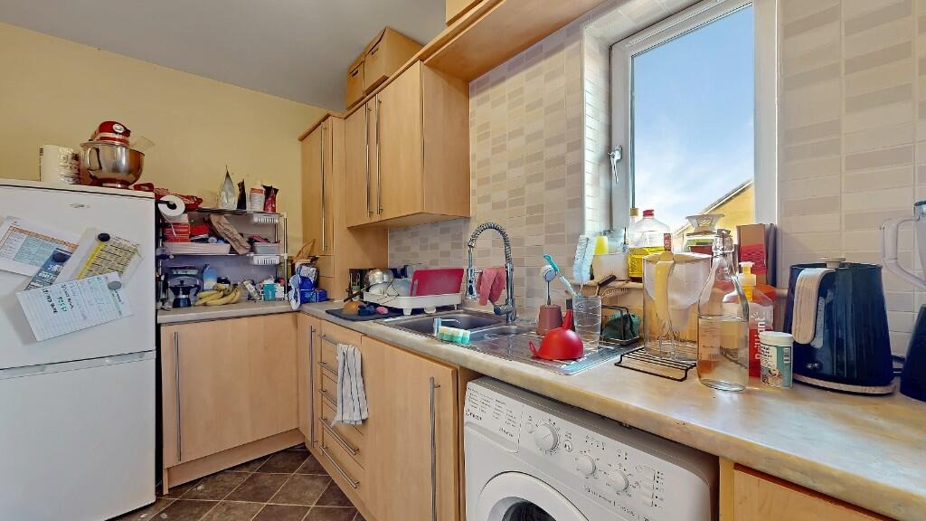 Dalveen Street, Glasgow, G32 - 16