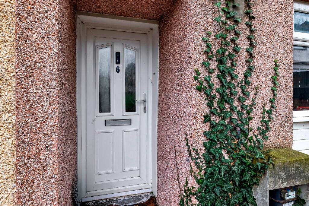 Cambusdoon Place, Kilwinning, Ayrshire, KA13 - 4