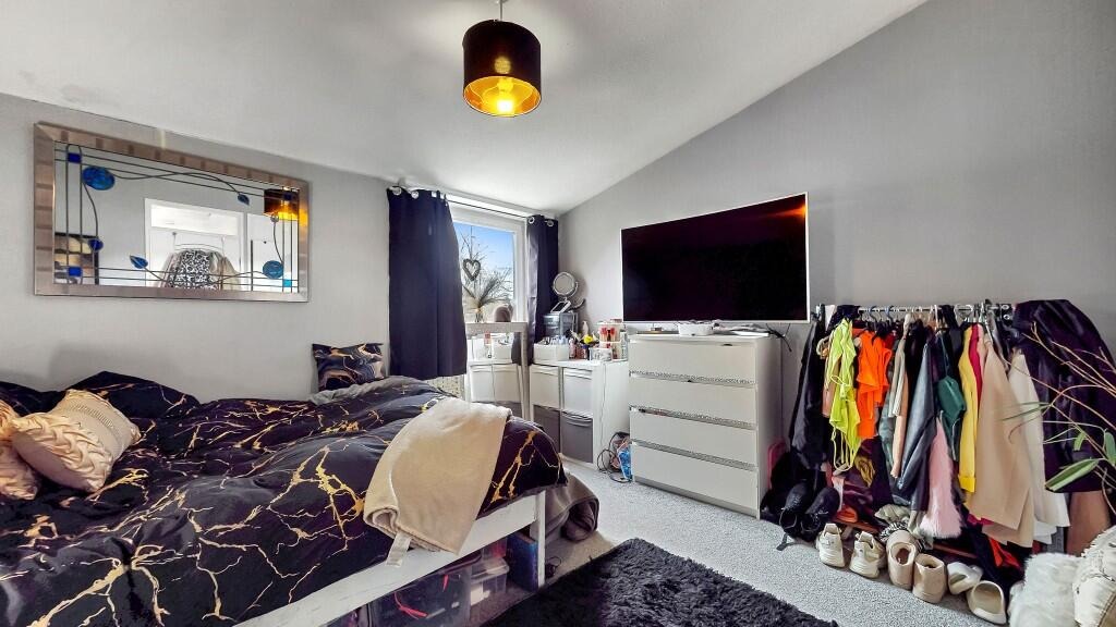 Cambusdoon Place, Kilwinning, Ayrshire, KA13 - 16