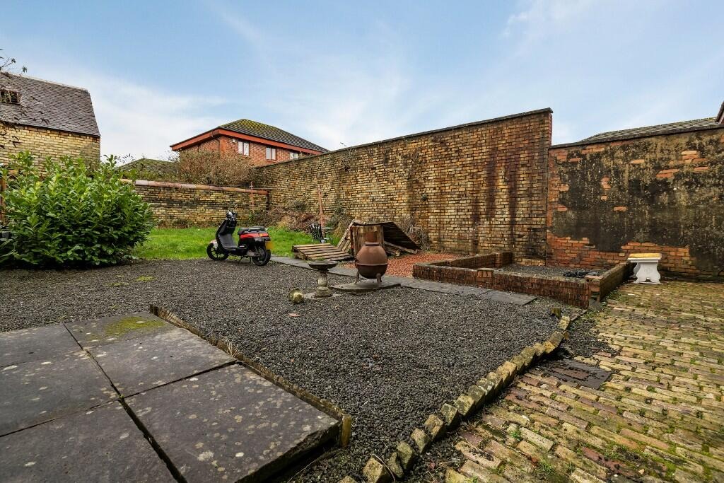 Fullarton Street, Kilmarnock, Ayrshire, KA1 - 28