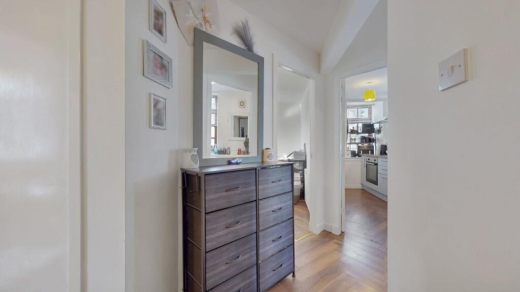 Stewart Place, Nether Catrine, KA5 - 8