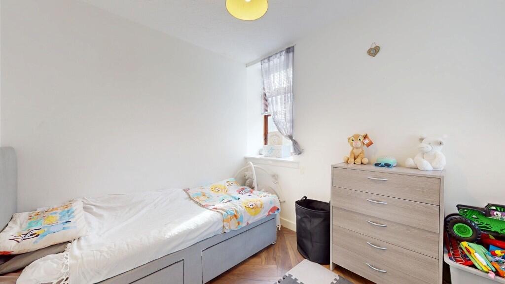 Stewart Place, Nether Catrine, KA5 - 18