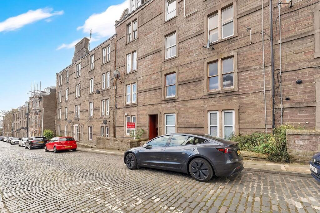 Step Row, Dundee, DD2 - 2