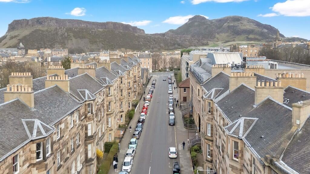 Bernard Terrace, Edinburgh, EH8 - 2