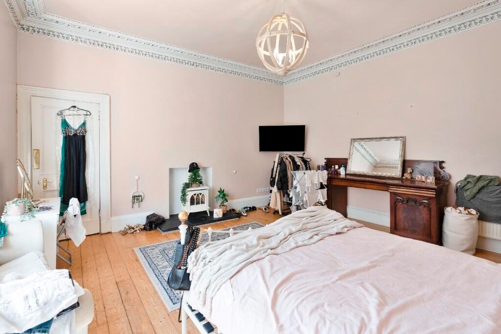 Bernard Terrace, Edinburgh, EH8 - 7