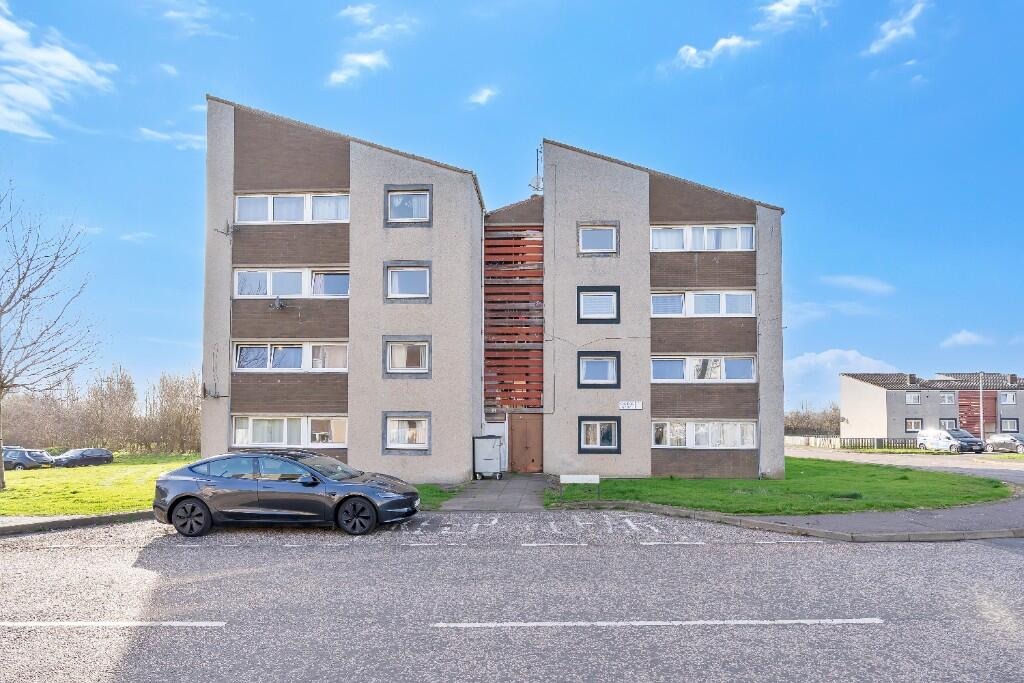 Calder Grove, Edinburgh, EH11 - 2