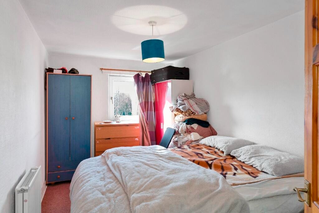 Calder Grove, Edinburgh, EH11 - 17