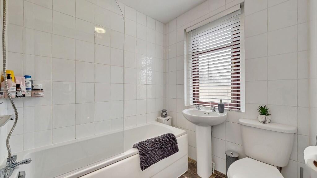 Mainhill Place, Glasgow, G69 - 21